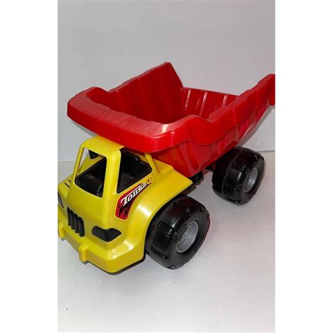 plastic toy trucks|large plastic tonka dump truck.